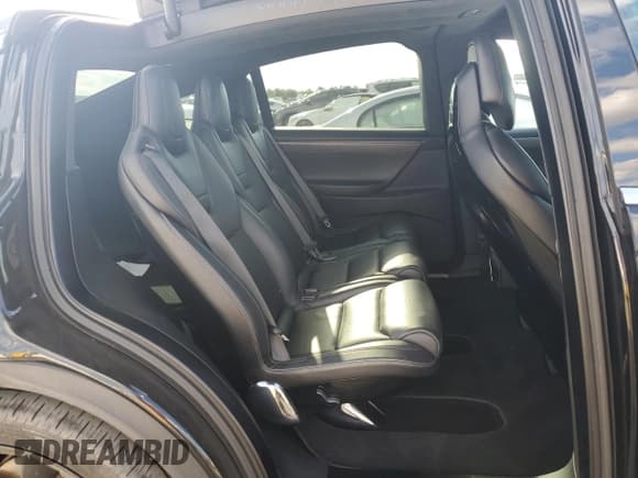 ✅ 2016 Tesla Model X P90D • VIN: 5YJXCAE48GF020516 • Lot: 61921692. Listed on Copart with 43,298 mi. Free auction sales archive from the USA and detailed vehicle history report at DreamBid. Image 6.