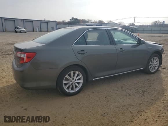 ✅ 2013 Toyota Camry LE • VIN: 4T1BD1FK1DU090667 • Лот: 93661075. Опубликован ранее на Copart с пробегом 259 605 миль. Бесплатный доступ к архиву аукционных продаж из США и подробный отчёт об истории автомобиля на DreamBid. Изображение 3.