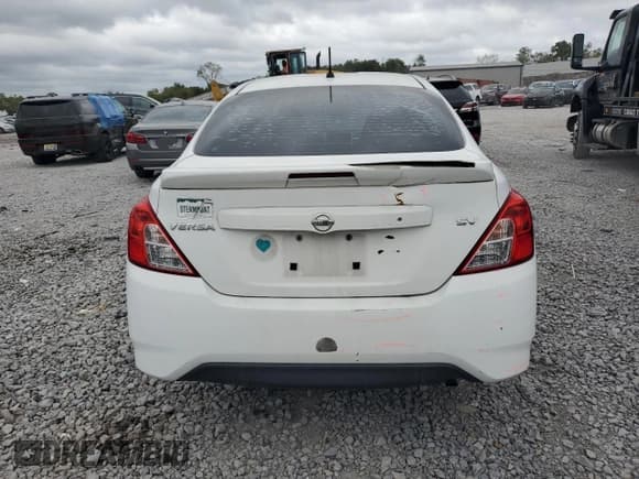 ✅ 2018 Nissan Versa SV • VIN: 3N1CN7APXJK402544 • Lot: 85487995. Wystawiony na Copart z przebiegiem 191 715 mil. Bezpłatny archiwum sprzedaży aukcyjnych z USA i szczegółowy raport historii pojazdu na DreamBid. Zdjęcie 6.