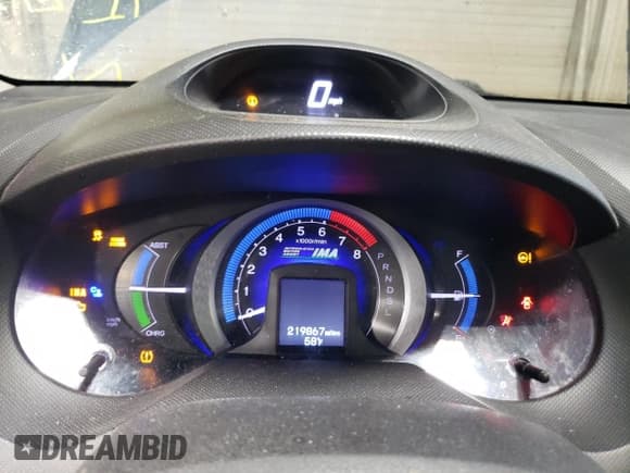 ✅ 2011 Honda Insight LX • VIN: JHMZE2H54BS009715 • Lot: 48790825. Listed on Copart with 219,867 mi. Free auction sales archive from the USA and detailed vehicle history report at DreamBid. Image 9.