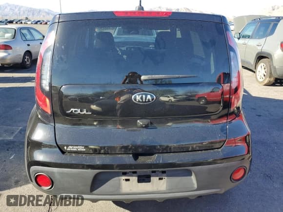 ✅ 2018 Kia Soul • VIN: KNDJN2A29J7562960 • Lot: 87480435. Wystawiony na Copart z przebiegiem 76 678 mil. Bezpłatny archiwum sprzedaży aukcyjnych z USA i szczegółowy raport historii pojazdu na DreamBid. Zdjęcie 6.