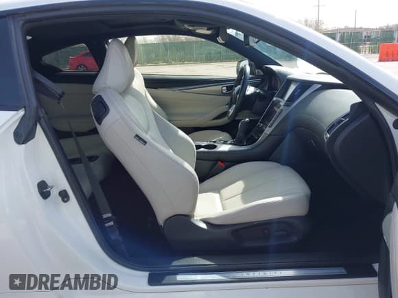 ✅ 2018 Infiniti Q60 Luxe • VIN: JN1EV7EK1JM341107 • Lot: 41827179. Wystawiony na IAAI z przebiegiem 50 101 mil. Bezpłatny archiwum sprzedaży aukcyjnych z USA i szczegółowy raport historii pojazdu na DreamBid. Zdjęcie 5.