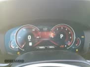 ✅ 2018 BMW 5 Series 540i xDrive • VIN: WBAJE7C58JWD52568 • Lot: 84784725. Wystawiony na Copart z przebiegiem 108 552 mil. Bezpłatny archiwum sprzedaży aukcyjnych z USA i szczegółowy raport historii pojazdu na DreamBid. Zdjęcie 9.