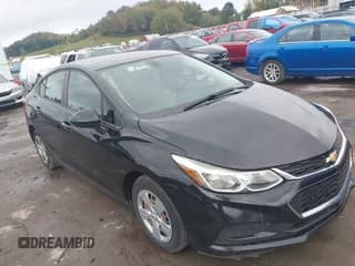 ✅ 2018 Chevrolet Cruze LS • VIN: 1G1BC5SM0J7109511 • Lot: 43280547. Listed on IAAI with 102,497 mi. Free auction sales archive from the USA and detailed vehicle history report at DreamBid. Image 1.
