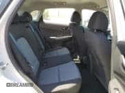 ✅ 2021 Hyundai Kona SE • VIN: KM8K12AA4MU601821 • Лот: 58746413. Опубликован ранее на Copart с пробегом 17 702 миль. Бесплатный доступ к архиву аукционных продаж из США и подробный отчёт об истории автомобиля на DreamBid. Изображение 10.