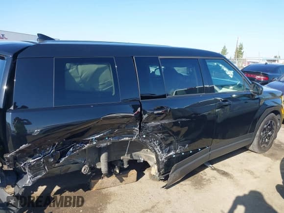 ✅ 2025 Hyundai Santa Fe SE • VIN: 5NMP14GL1SH107497 • Lot: 43288901. Wystawiony na IAAI z przebiegiem 9 985 mil. Bezpłatny archiwum sprzedaży aukcyjnych z USA i szczegółowy raport historii pojazdu na DreamBid. Zdjęcie 14.