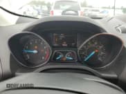 ✅ 2017 Ford Escape SE • VIN: 1FMCU0GD6HUE18878 • Lot: 60573815. Wystawiony na Copart z przebiegiem 119 037 mil. Bezpłatny archiwum sprzedaży aukcyjnych z USA i szczegółowy raport historii pojazdu na DreamBid. Zdjęcie 9.