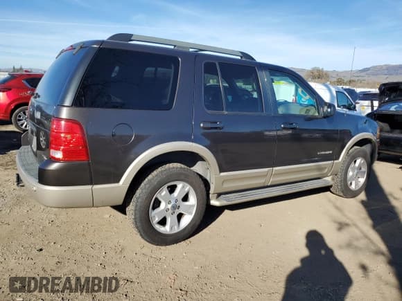 ✅ 2005 Ford Explorer Eddie Bauer • VIN: 1FMDU74W85UA06783 • Лот: 87324544. Опубликован ранее на Copart с пробегом 149 586 миль. Бесплатный доступ к архиву аукционных продаж из США и подробный отчёт об истории автомобиля на DreamBid. Изображение 3.