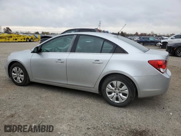 ✅ 2015 Chevrolet Cruze LT • VIN: 1G1PC5SB7F7285242 • Lot: 90146965. Listed on Copart with 160,304 mi. Free auction sales archive from the USA and detailed vehicle history report at DreamBid. Image 2.