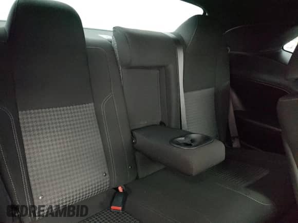 ✅ 2020 Dodge Challenger SXT • VIN: 2C3CDZAG5LH243681 • Lot: 69895022. Wystawiony na Copart z przebiegiem 35 168 mil mil. Skorzystaj z bezpłatnego archiwum sprzedaży aukcyjnych z USA i zobacz szczegółowy raport historii pojazdu na DreamBid. Zdjęcie 10.