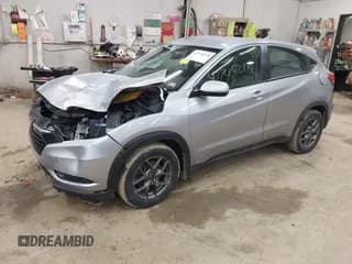 ✅ 2018 Honda HR-V LX • VIN: 3CZRU6H37JG708976 • Lot: 43745218. Wystawiony na IAAI z przebiegiem 104 350 mil. Bezpłatny archiwum sprzedaży aukcyjnych z USA i szczegółowy raport historii pojazdu na DreamBid. Zdjęcie 2.