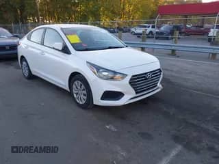 2021 Hyundai Accent SE с VIN 3KPC24A63ME129915, выставлен на аукционе IAAI как лот 43469470 с пробегом 127 242 миль миль и . История ставок и продаж доступна на DreamBid. Изображение 1.