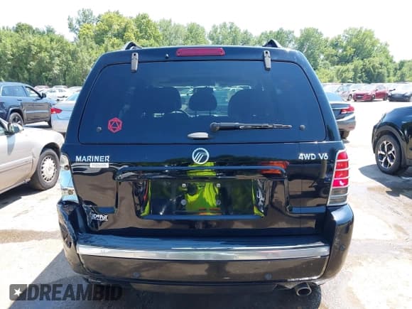 ✅ 2005 Mercury Mariner Luxury • VIN: 4M2CU57125DJ03007 • Lot: 42890807. Listed on IAAI with 197,267 mi. Free auction sales archive from the USA and detailed vehicle history report at DreamBid. Image 16.