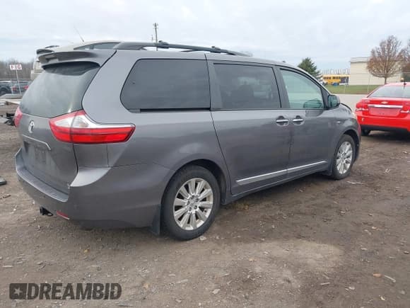 ✅ 2016 Toyota Sienna XLE • VIN: 5TDDK3DC1GS138414 • Lot: 43776942. Listed on IAAI with 104,704 mi. Free auction sales archive from the USA and detailed vehicle history report at DreamBid. Image 4.
