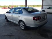 ✅ 2010 Volkswagen Jetta SE • VIN: 3VWRX7AJ9AM165284 • Lot: 43768798. Wystawiony na IAAI z przebiegiem 166 993 mil. Bezpłatny archiwum sprzedaży aukcyjnych z USA i szczegółowy raport historii pojazdu na DreamBid. Zdjęcie 3.