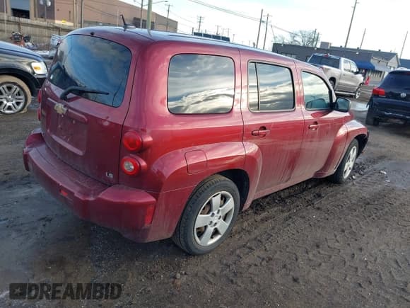 ✅ 2008 Chevrolet HHR LS • VIN: 3GNCA13D98S675386 • Lot: 41442185. Listed on IAAI with 140,396 mi. Free auction sales archive from the USA and detailed vehicle history report at DreamBid. Image 4.