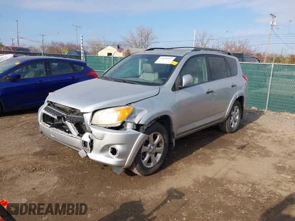 ✅ 2011 Toyota RAV4 Limited • VIN: 2T3DK4DV4BW052433 • Lot: 43698937. Listed on IAAI with 157,692 mi. Free auction sales archive from the USA and detailed vehicle history report at DreamBid. Image 2.
