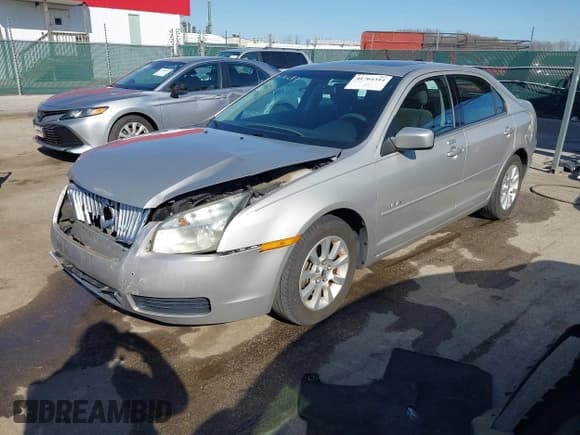 ✅ 2008 Mercury Milan • VIN: 3MEHM07Z58R633485 • Lot: 41764314. Listed on IAAI with 60,842 mi. Free auction sales archive from the USA and detailed vehicle history report at DreamBid. Image 18.