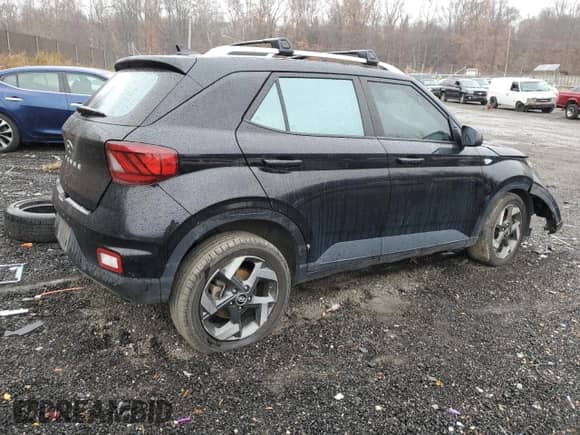 ✅ 2021 Hyundai Venue SEL • VIN: KMHRC8A39MU086084 • Лот: 81423114. Размещён на Copart с пробегом 75 498 миль миль. Получите бесплатный доступ к архиву аукционных продаж из США и посмотрите подробный отчёт об истории автомобиля на DreamBid. Изображение 3.