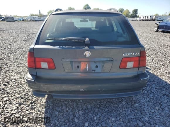 ✅ 2000 BMW 5 Series 528i • VIN: WBADP6347YBV65373 • Lot: 84555465. Listed on Copart with Not provided. Free auction sales archive from the USA and detailed vehicle history report at DreamBid. Image 6.