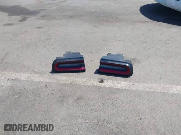 ✅ 2020 Dodge Challenger R/T Scat Pack • VIN: 2C3CDZFJ4LH222504 • Lot: 42283321. Wystawiony na IAAI z przebiegiem 9 098 mil. Bezpłatny archiwum sprzedaży aukcyjnych z USA i szczegółowy raport historii pojazdu na DreamBid. Zdjęcie 12.