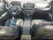 ✅ 2017 Jeep Cherokee Overland • VIN: 1C4PJMJS4HW550975 • Lot: 61212885. Listed on Copart with 60,786 mi. Free auction sales archive from the USA and detailed vehicle history report at DreamBid. Image 8.