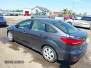 ✅ 2016 Ford Focus S • VIN: 1FADP3E24GL368317 • Lot: 43249879. Wystawiony na IAAI z przebiegiem 60 908 mil. Bezpłatny archiwum sprzedaży aukcyjnych z USA i szczegółowy raport historii pojazdu na DreamBid. Zdjęcie 3.