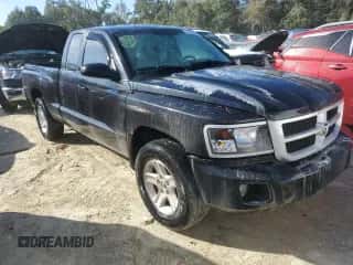 2010 Dodge Dakota с VIN 1D7CE3BKXAS145900, выставлен на аукционе Copart как лот 76059064 с пробегом 183 386 миль миль и На запчасти • Non repairable. История ставок и продаж доступна на DreamBid. Изображение 4.