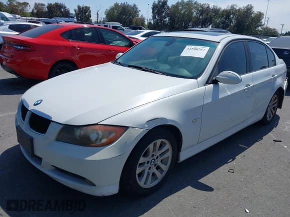✅ 2007 BMW 3 Series 328i • VIN: WBAVC53587FZ78266 • Lot: 42508267. Listed on IAAI with 138,366 mi. Free auction sales archive from the USA and detailed vehicle history report at DreamBid. Image 2.