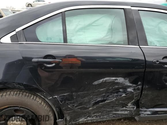 ✅ 2013 Ford Police Interceptor • VIN: 1FAHP2MK2DG188805 • Лот: 79180824. Опубликован ранее на Copart с пробегом 181 695 миль. Бесплатный доступ к архиву аукционных продаж из США и подробный отчёт об истории автомобиля на DreamBid. Изображение 10.