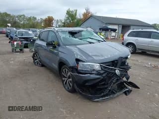 ✅ 2022 Volkswagen Taos SE • VIN: 3VVLX7B2XNM063807 • Lot: 43254991. Wystawiony na IAAI z przebiegiem 31 185 mil. Bezpłatny archiwum sprzedaży aukcyjnych z USA i szczegółowy raport historii pojazdu na DreamBid. Zdjęcie 1.