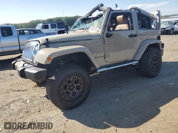 ✅ 2017 Jeep Wrangler Arctic • VIN: 1C4GJWBG9HL637732 • Лот: 68064205. Опубликован ранее на Copart с пробегом 129 866 миль. Бесплатный доступ к архиву аукционных продаж из США и подробный отчёт об истории автомобиля на DreamBid. Изображение 1.