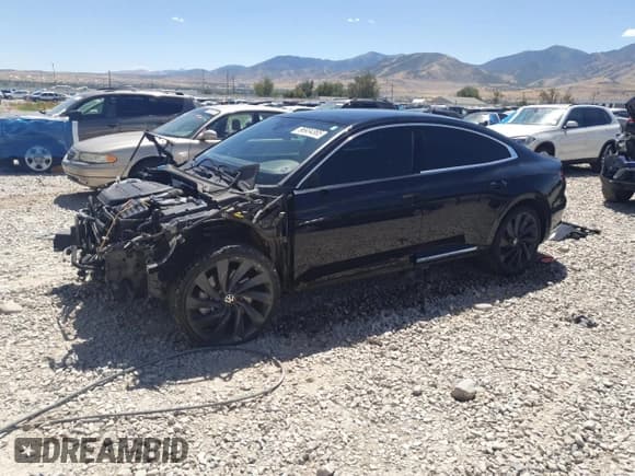 ✅ 2023 Volkswagen Arteon SEL R-Line • VIN: WVWAR7AN1PE015861 • Lot: 66934365. Listed on Copart with 18,254 mi. Free auction sales archive from the USA and detailed vehicle history report at DreamBid. Image 1.