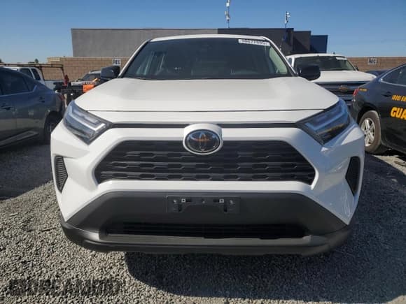✅ 2025 Toyota RAV4 LE • VIN: 2T3H1RFV3SW423001 • Lot: 90672895. Listed on Copart with 645 mi. Free auction sales archive from the USA and detailed vehicle history report at DreamBid. Image 5.