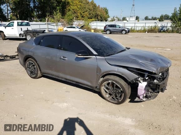 ✅ 2025 Kia K4 GT-Line Turbo • VIN: 3KPFW4DC0SE087624 • Lot: 71480305. Listed on Copart with 9,417 mi. Free auction sales archive from the USA and detailed vehicle history report at DreamBid. Image 4.