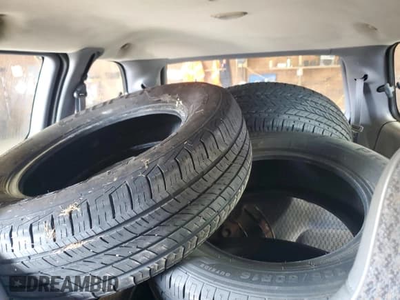 ✅ 1998 Plymouth Voyager • VIN: 2P4FP2535WR857963 • Lot: 81100905. Listed on Copart with Not provided. Free auction sales archive from the USA and detailed vehicle history report at DreamBid. Image 10.