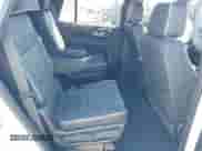 2023 Chevrolet Tahoe Premier z VIN 1GNSKSKD7PR196918, wystawiony jako IAAI lot #43356101 z przebiegiem 13 675 mil mil oraz . Historia ofert i sprzedaży dostępna na DreamBid. Obrazek 8.