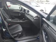 ✅ 2018 Mazda 6 Touring • VIN: JM1GL1VM1J1305090 • Lot: 43236728. Wystawiony na IAAI z przebiegiem 90 055 mil. Bezpłatny archiwum sprzedaży aukcyjnych z USA i szczegółowy raport historii pojazdu na DreamBid. Zdjęcie 5.