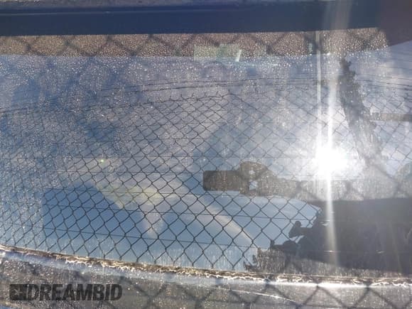 ✅ 2017 Chevrolet Suburban LT • VIN: 1GNSKHKCXHR134666 • Lot: 41205556. Wystawiony na IAAI z przebiegiem 160 064 mil. Bezpłatny archiwum sprzedaży aukcyjnych z USA i szczegółowy raport historii pojazdu na DreamBid. Zdjęcie 16.