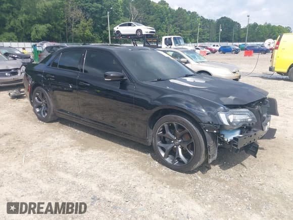 ✅ 2021 Chrysler 300 S • VIN: 2C3CCABG7MH640751 • Lot: 42458665. Listed on IAAI with 71,003 mi. Free auction sales archive from the USA and detailed vehicle history report at DreamBid. Image 1.