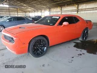 ✅ 2018 Dodge Challenger SXT • VIN: 2C3CDZAG4JH224052 • Lot: 69093355. Wystawiony na Copart z przebiegiem 102 512 mil. Bezpłatny archiwum sprzedaży aukcyjnych z USA i szczegółowy raport historii pojazdu na DreamBid. Zdjęcie 1.