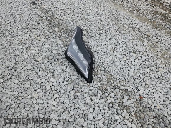 ✅ 2018 Lexus RX 450h • VIN: 2T2BGMCA1JC026626 • Лот: 85558615. Опубликован ранее на Copart с пробегом 48 440 миль. Бесплатный доступ к архиву аукционных продаж из США и подробный отчёт об истории автомобиля на DreamBid. Изображение 13.