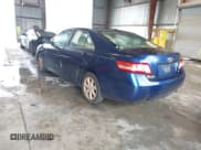 ✅ 2010 Toyota Camry LE • VIN: 4T1BF3EKXAU577336 • Lot: 43568053. Wystawiony na IAAI z przebiegiem 165 943 mil. Bezpłatny archiwum sprzedaży aukcyjnych z USA i szczegółowy raport historii pojazdu na DreamBid. Zdjęcie 3.