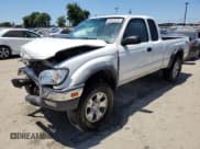 ✅ 2004 Toyota Tacoma PreRunner • VIN: 5TESM92N14Z318127 • Lot: 64043225. Wystawiony na Copart z przebiegiem 276 633 mil. Bezpłatny archiwum sprzedaży aukcyjnych z USA i szczegółowy raport historii pojazdu na DreamBid. Zdjęcie 1.