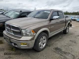 2009 Dodge 1500 Laramie с VIN 1D3HB13T69S815353, выставлен на аукционе Copart как лот 56560885 с пробегом 190 107 миль миль и Списание • Salvage title. История ставок и продаж доступна на DreamBid. Изображение 1.
