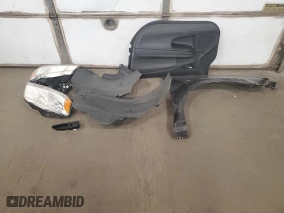 ✅ 2014 Dodge Avenger SE • VIN: 1C3CDZAB4EN220259 • Lot: 75632984. Wystawiony na Copart z przebiegiem 83 726 mil. Bezpłatny archiwum sprzedaży aukcyjnych z USA i szczegółowy raport historii pojazdu na DreamBid. Zdjęcie 12.