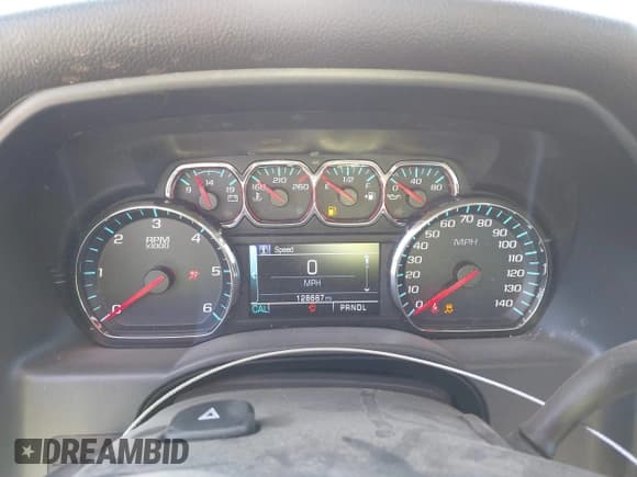 ✅ 2019 Chevrolet Silverado 1500 LT • VIN: 2GCVKPEC2K1198132 • Lot: 43262419. Wystawiony na IAAI z przebiegiem 128 687 mil. Bezpłatny archiwum sprzedaży aukcyjnych z USA i szczegółowy raport historii pojazdu na DreamBid. Zdjęcie 7.