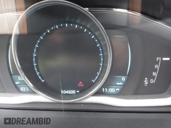 ✅ 2015 Volvo V60 T5 Premier • VIN: YV1612SB3F1192139 • Lot: 42471036. Listed on IAAI with 104,935 mi. Free auction sales archive from the USA and detailed vehicle history report at DreamBid. Image 7.