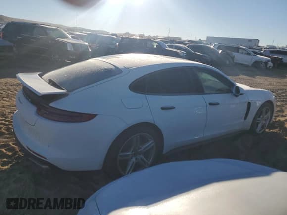 ✅ 2017 Porsche Panamera • VIN: WP0AA2A74HL102677 • Лот: 79771384. Опубликован ранее на Copart с пробегом Не указан. Бесплатный доступ к архиву аукционных продаж из США и подробный отчёт об истории автомобиля на DreamBid. Изображение 3.