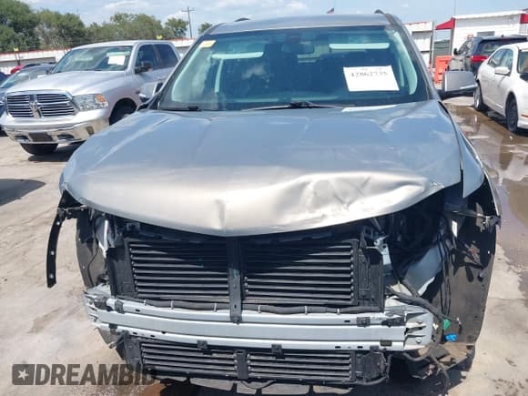 ✅ 2018 Chevrolet Traverse LT Cloth • VIN: 1GNERGKWXJJ266604 • Lot: 42862735. Wystawiony na IAAI z przebiegiem 21 815 mil. Bezpłatny archiwum sprzedaży aukcyjnych z USA i szczegółowy raport historii pojazdu na DreamBid. Zdjęcie 13.